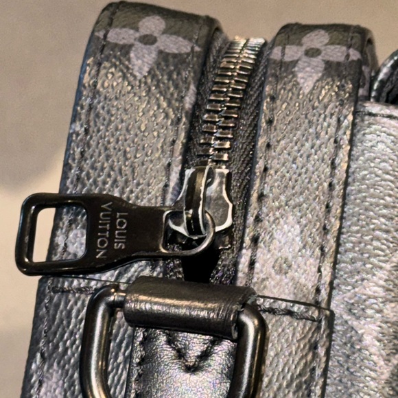 Louis Vuitton Steamer Messenger Bag Monogram Eclipse Canvas - Picture 2 of 14